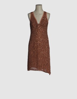 SILK AND SOIE ROBES Robes courtes