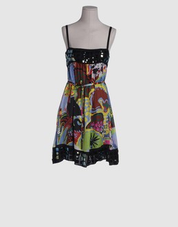 Ken scott robes robes mi-longues