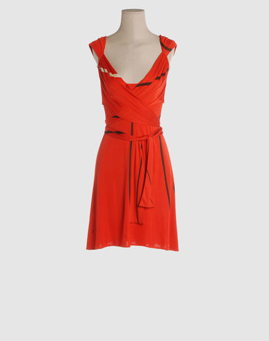 ISSA Women - Dresses - Short dress ISSA on YOOX from yoox.com