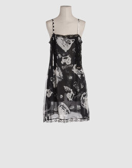 Confronta prezzi Galliano vestiti vestiti corti su yoox.com
