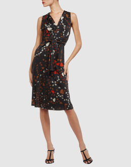 ISSA - 3/4 length dresses - at YOOX.COM