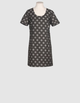 AMERICAN RETRO - ROBES - Robes courtes sur YOOX.COM