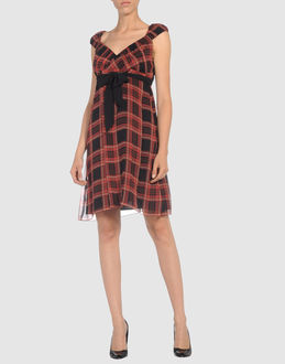 Betsey Johnson   Robes courtes