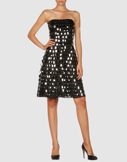 ARMANI COLLEZIONI - ROBES - Robes courtes sur YOOX.COM