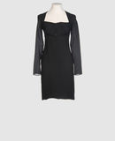Comparez les prix Versace - robes - robes courtes sur yoox.com
