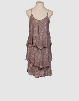 Jucca   Robes courtes