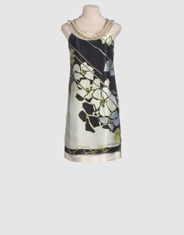  - robes - robes courtes - sur yoox.com