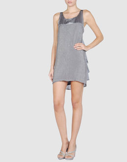 Suzie Wong   Robes courtes