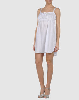  - robes - robes courtes - sur yoox.com