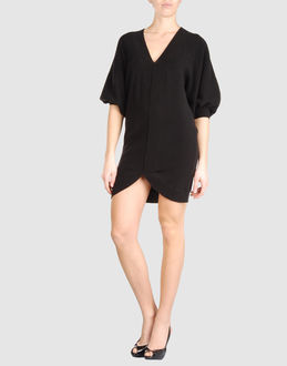 Robes courtes