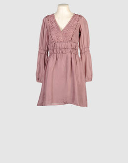 Robes courtes