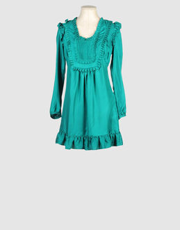 Robes courtes