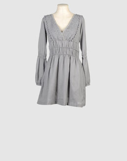 Robes courtes