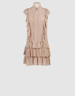 Robes courtes
