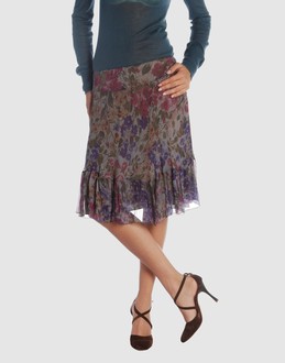 BLUGIRL BLUMARINE - レディース - スカート - ひざ丈スカート on YOOX.COMの画像