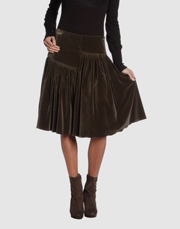 EMPORIO ARMANI - レディース - スカート - 7部丈スカート on YOOX.COMの画像