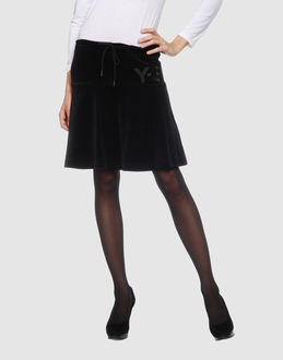 Confronta prezzi Y-3 gonne gonne ginocchio su yoox.com