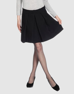 Vera Wang   Jupes au genou