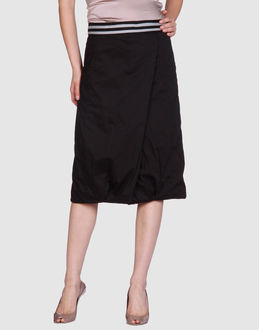 WESC - JUPES - Jupes mi-longues - sur YOOX.COM