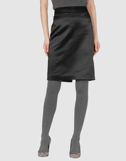 Armani Collezioni   Jupes au genou