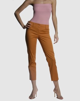 ILARY - PANTALONS - Pantalons corsaires sur YOOX.COM