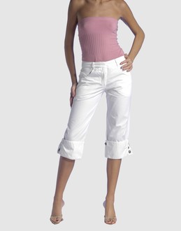 MIN CHAN - PANTALONS - Pantalons corsaires sur YOOX.COM