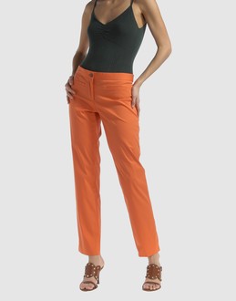 MIU MIU - PANTALONS - Pantalons taille basse sur YOOX.COM