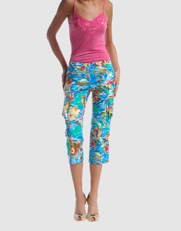 D&G BEACHWEAR - PANTALONS - Pantalons corsaires sur YOOX.COM