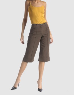 LAGERFELD GALLERY - PANTALONS - Pantalons corsaires sur YOOX.COM