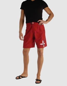 T&C SURF DESIGN HAWAII - PANTALONS - Bermudas sur YOOX.COM