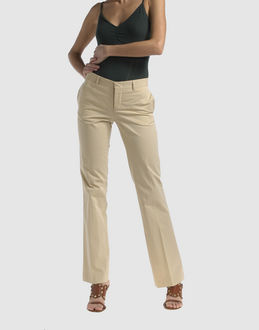 WEG - PANTALONS - Pantalons taille basse sur YOOX.COM