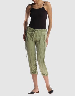 SHANGANA HEAVEN ON EARTH - PANTALONS - Pantalons corsaires sur YOOX.COM