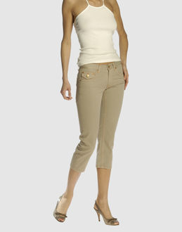 ALBERTO BIANI - PANTALONS - Pantalons corsaires sur YOOX.COM