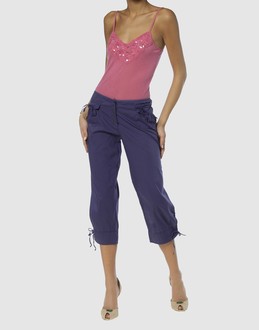 NOON - PANTALONS - Pantalons corsaires sur YOOX.COM
