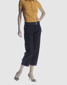 CALVIN KLEIN JEANS - PANTALONS - Pantalons corsaires sur YOOX.COM