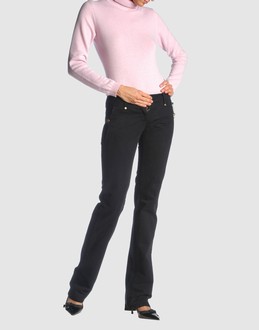 PATRIZIA PEPE - PANTALONS - Pantalons taille basse sur YOOX.COM