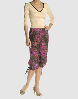 LOLA DARLING - PANTALONS - Pantalons corsaires sur YOOX.COM