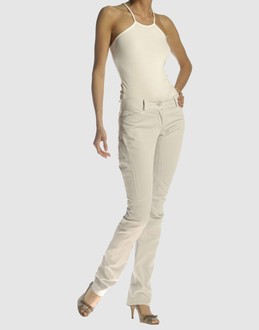 ILARIA NISTRI - PANTALONI - Pantaloni vita bassa su YOOX.COM