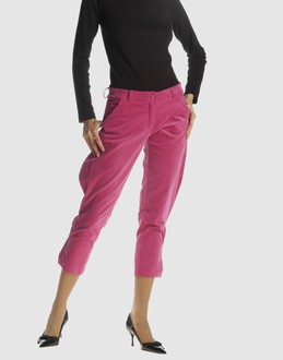 PLEASE - PANTALONS - Pantalons corsaires sur YOOX.COM