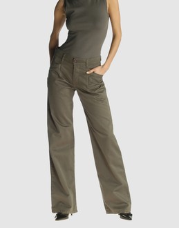 ZUCCA TRAVAIL - PANTALONS - Pantalons sur YOOX.COM