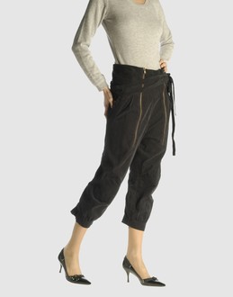 PATRIZIA PEPE - PANTALONS - Pantalons corsaires sur YOOX.COM