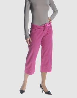 Capri-Hosen - F�R - - FATU HIVA -