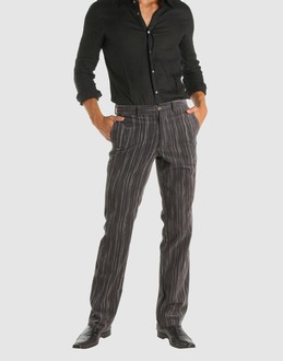 VIVIENNE WESTWOOD - PANTALONS - Pantalons classiques sur YOOX.COM