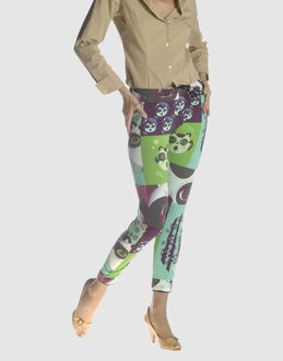 CUSTO BARCELONA - PANTALONS - Pantalons corsaires sur YOOX.COM