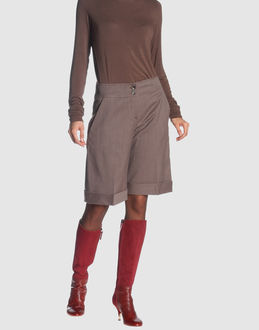 Bermudas - F�R - - ANGELA MELE MILANO -