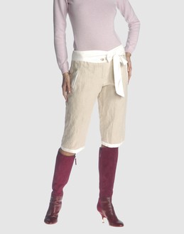 Bermudas - F�R - - ANGELA MELE MILANO -