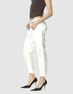 TOMMY HILFIGER DENIM - ���f�B�[�X - �p���c - �J�v���p���c on YOOX.COM 