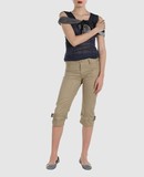 prezzi JUNYA WATANABE COMME DES GARCONS PANTALONI Pantaloni capri su YOOXCOM