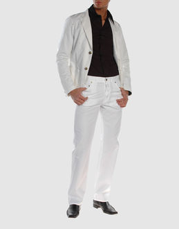 MOSCHINO JEANS - メンズ - パンツ - パンツ on YOOX.COM