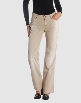 GUESS JEANS - PANTALONS - Pantalons - sur YOOX.COM